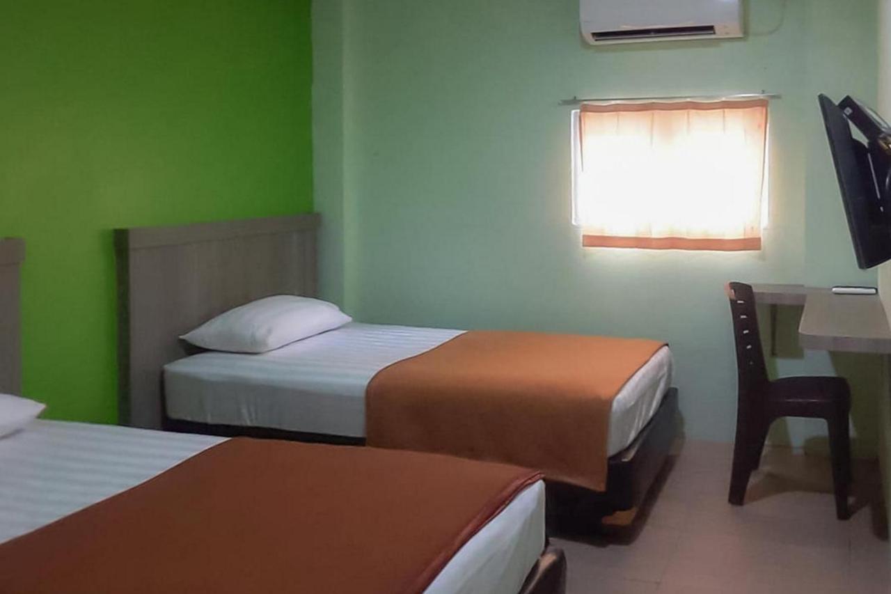 Guest House Anak Raja Pangkalan Bun Syariah Mitra Reddoorz المظهر الخارجي الصورة